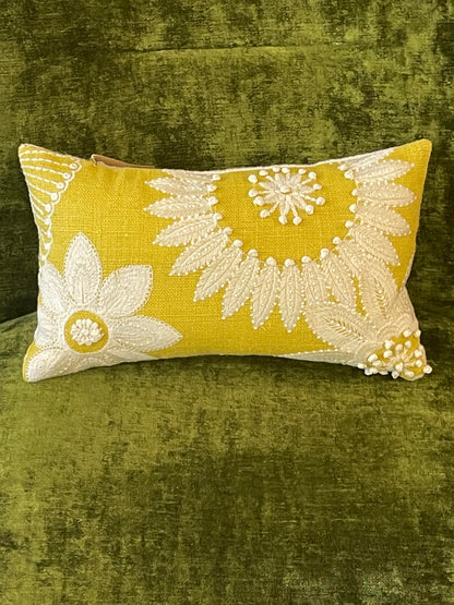 Coussin Pierre Frey Mahana soleil